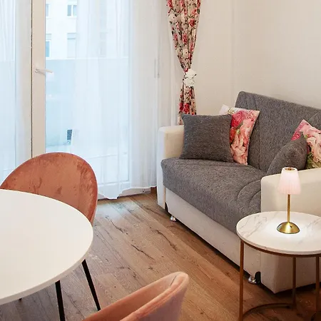 Apartman New Auris - Monolocale In Centro Con Terrazzo
