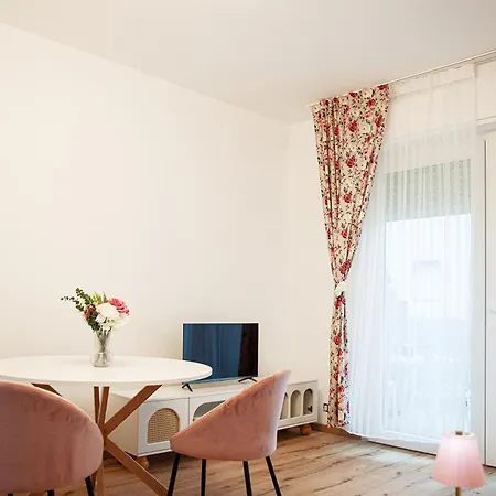 Apartman New Auris - Monolocale In Centro Con Terrazzo